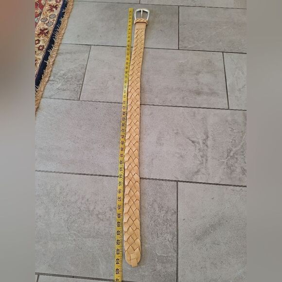 Michael Kors cream leather belt - Picture 5 of 6